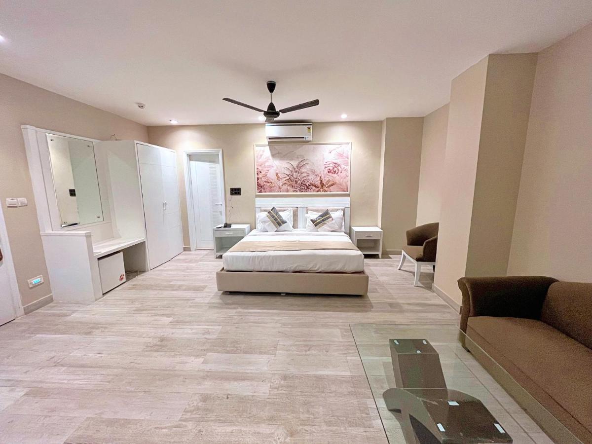 Skon Boutique By Orion Hotels นิวเดลี ภายนอก รูปภาพ
