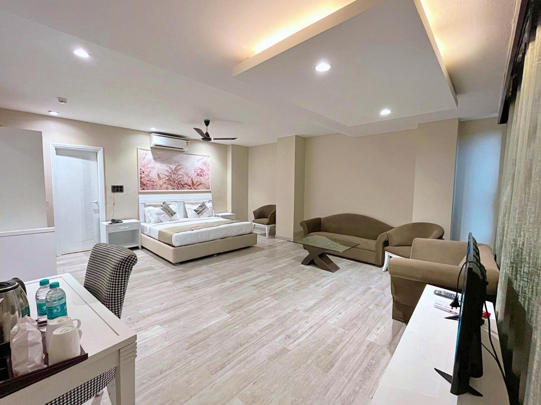 Skon Boutique By Orion Hotels นิวเดลี ภายนอก รูปภาพ