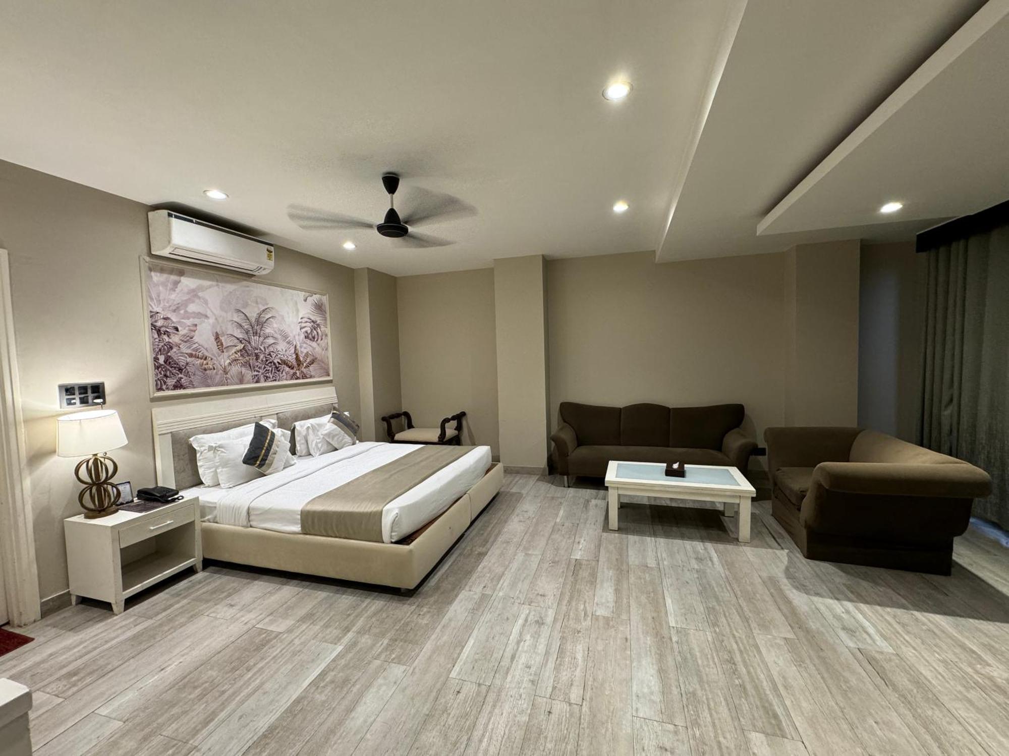 Skon Boutique By Orion Hotels นิวเดลี ภายนอก รูปภาพ